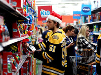 Boston Bruins Holiday Toy Shopping 2017